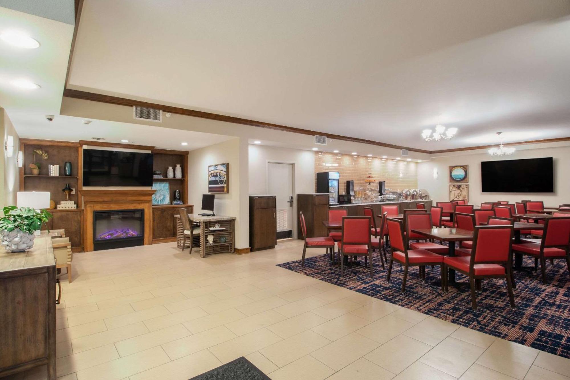 Econo Lodge Inn & Suites Foley-North Gulf Shores Exteriér fotografie